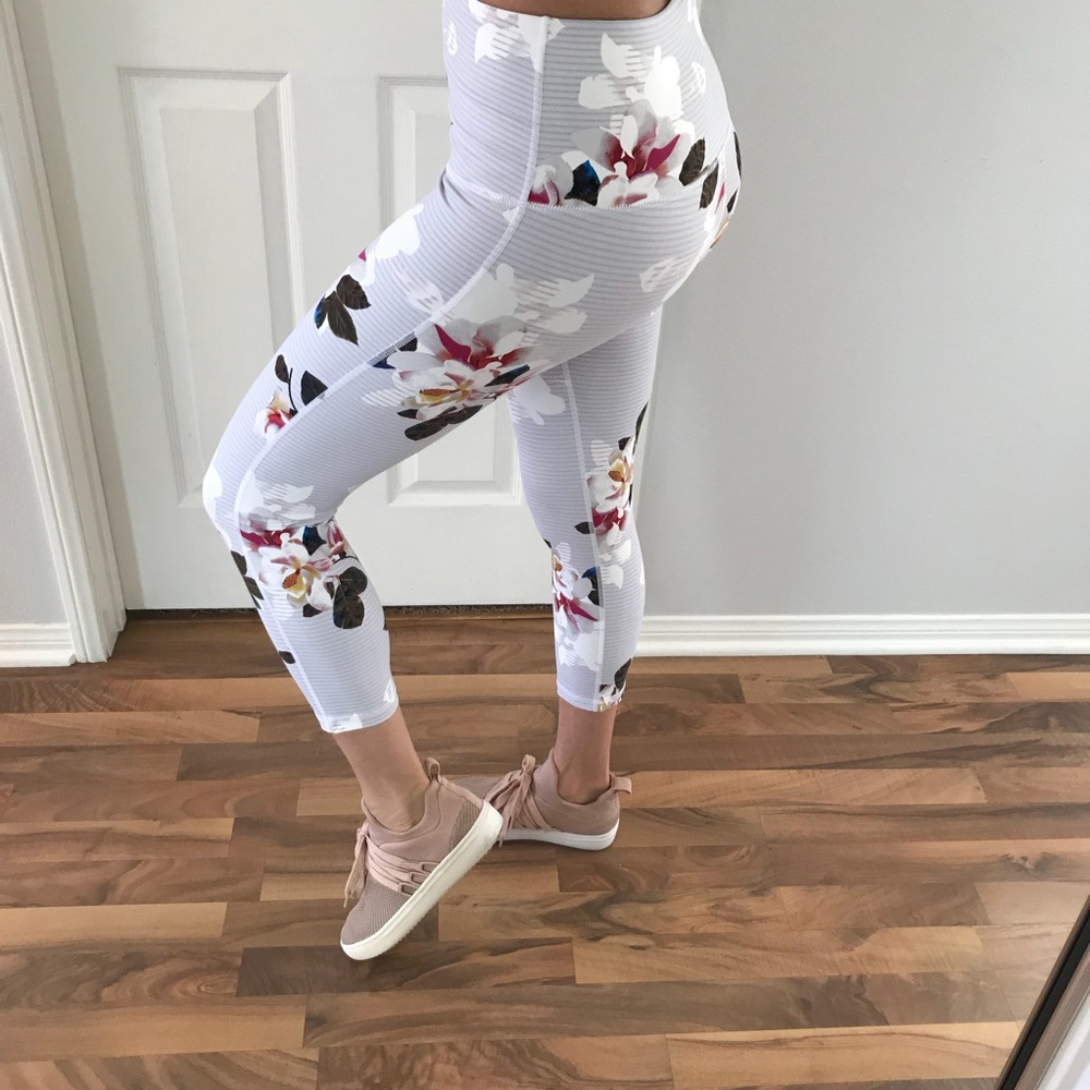 NOT AVAILABLEEE - Picture 3 of 7